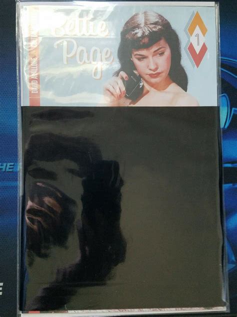 Bettie Page Nude Black Bag Risque Photo Variant Nm Unread