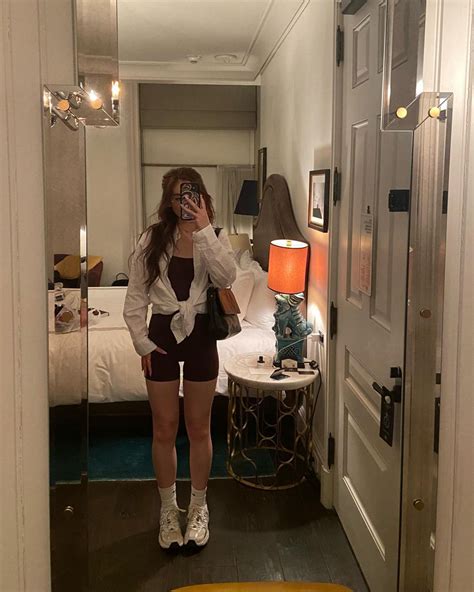 ANNA CATHCART – Instagram Photos 06/04/2023 – HawtCelebs