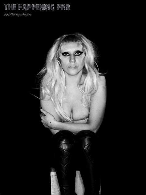 Lady Gaga Nude For Born This Way Photos The Fappening