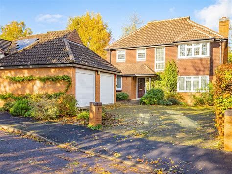 4 Bed Detached House For Sale In Ridgeway Court The Ridgeway Westbury