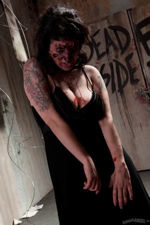 Cock Hungry Zombie Plays With Her Pussy At The Basement XXX Dessert