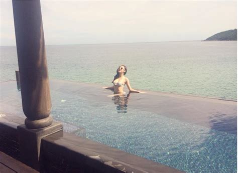 Naked Angela Phuong Trinh In The Viet Nam Personal Show