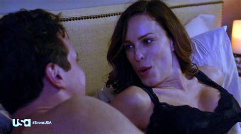 Naked Jessica Mcnamee In Sirens Us