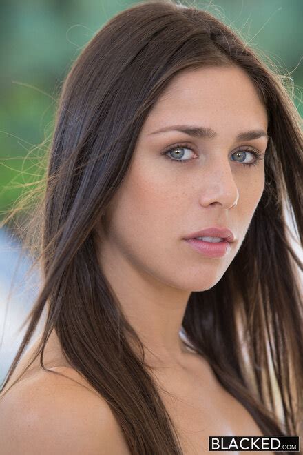 Anna Morna Fashion Model Cums On Huge Black Cock 029 Porn Pic