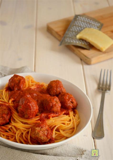 Spaghetti Con Le Polpette Gustoso Primo Piatto Italo Americano