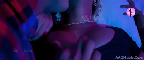 Anchor Anu Hot Romance