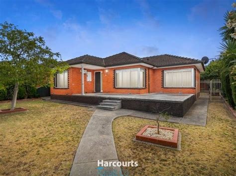 wattle street thomastown vic  property details