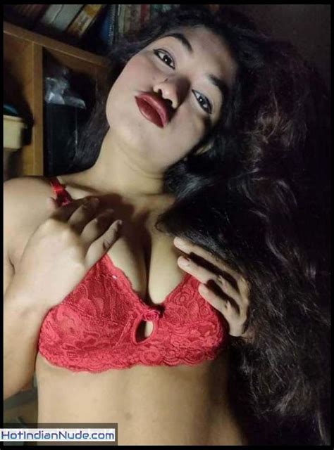 Indian College Girls Nude Pics Hot Bra And Panty Show Hot Indian Nude