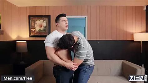 Porno gay de Collin Simpson en Vídeos 2024 Escenas de sexo con la estrella porno xHamster