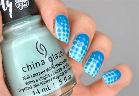 NAILS | Dotted Blue Gradient #CBBxManiMonday | Cosmetic Proof ...