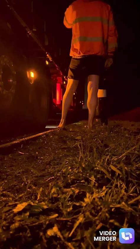 Naked Trucker At Roadside Gay Amateur Amateur Porn Feat Nudenudeoutside XHamster