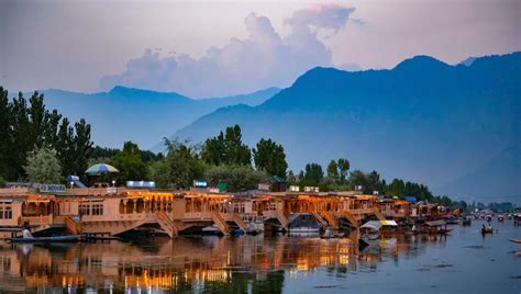 Cheapest Kashmir Tour 2025 Starts From Rs 8000 BOOK NOW