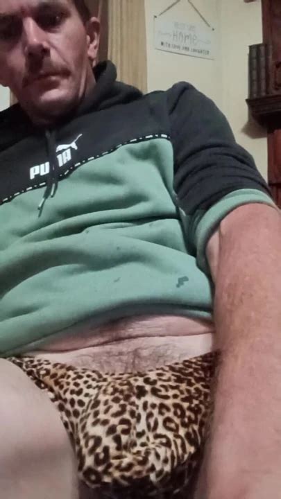 V Deos De Gay Llorando Gratis Xhamster