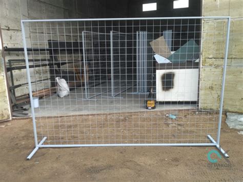 Строительные ограждения - изготовление, доставка, установка в Москве ...