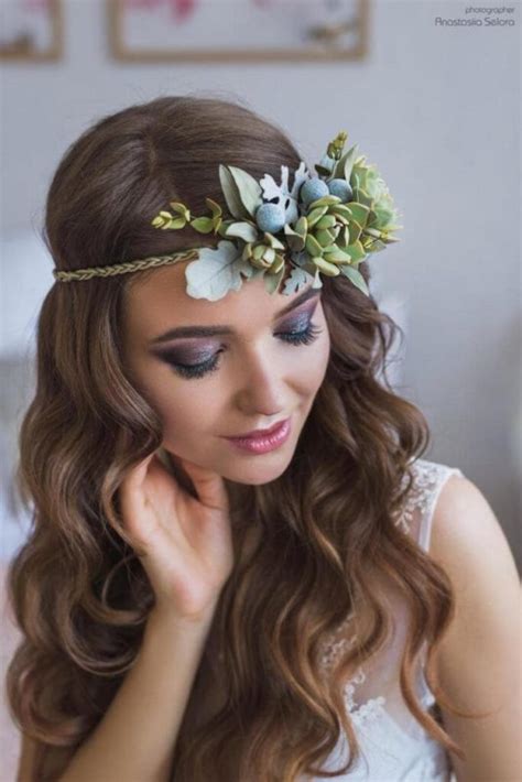 30 Stunning Wedding Hairstyles With Flowers In 2021