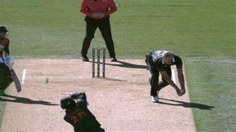 New Zealand Vs Bangladesh Watch Kyle Jamieson S Catch Decision