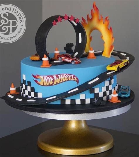 Pin by Carolina Arguedas on Cumpleaños Adriano in 2025 Hot wheels birthday cake Cars birthday