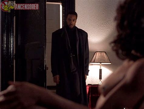 Naked Latamra Smith In Blue Hill Avenue