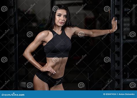 Brunette Fitness Wet Woman After Workout In The Gym Stock Photo Image Of Biceps Muscle
