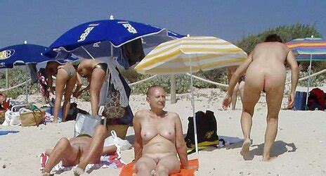 Outdoor Nude Two More Chicks Exclusive ZB Porn