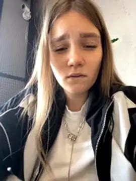 Wow Dream Naked Stripping On Cam For Live Sex Video Webcam Chat