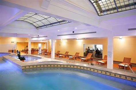 Hot Springs In The South To Keep You Warm