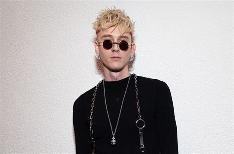 Machine Gun Kelly Debuts Massive Blackout Tattoo