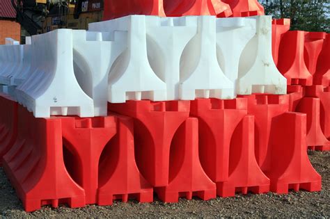 Купить конусы дорожные сигнальные