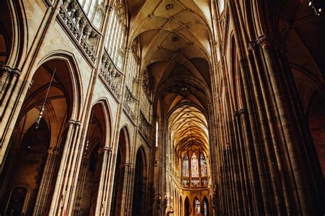 Hermoso Interior De La Catedral De San Vito En Praga Rep Blica Checa