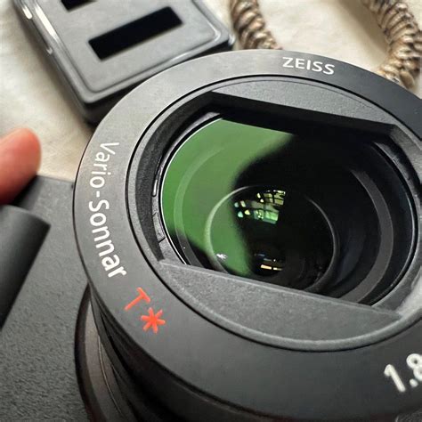 Sony ZV1, Photography, Cameras on Carousell