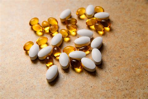 10 Scientifically Proven Anti Aging Supplements That You Can Get Online