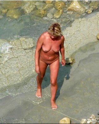 Beach Matures Porn Pics Pictoa