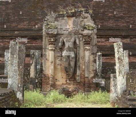 Ancient Buddhist Ruins Hi Res Stock Photography And Images Alamy