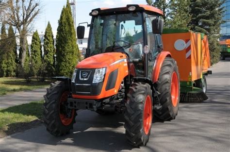 Roltech | Autoryzowany dealer ciągników. Sprzedaż maszyn rolniczych