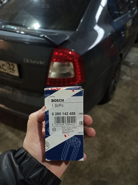 Клапан вентиляции картерных газов — Skoda Octavia RS A5 Mk2, 2 л, 2010 ...