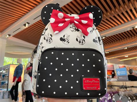 New Minnie Mouse Loungefly Mini Backpack Available At Epcot Wdw News