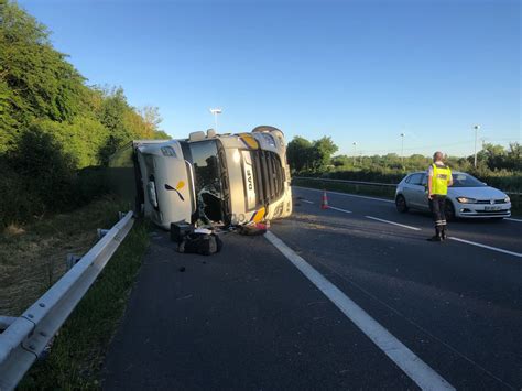 Meurthe Et Moselle Un Poids Lourd Se Couche Sur LA31 La Circulation