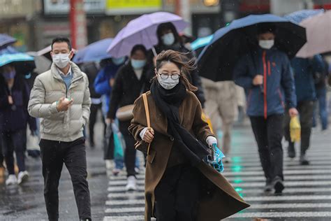 今冬以来最强寒潮南压 全国多地降温剧烈