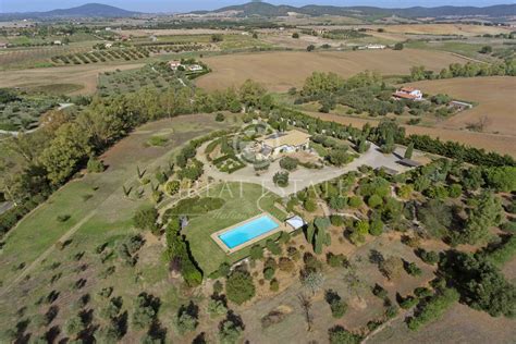 Property for sale in Lazio, Italy - Italianhousesforsale