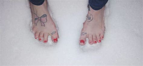 Virgin Snow Nudes Feet NSFW NUDE PICS ORG