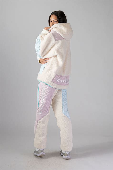 Unisex Teddy Fleece Hoodie Cream Woodpecker Int