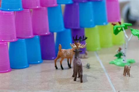 Juegos Con Vasos Para Niños Y Niñas Padres