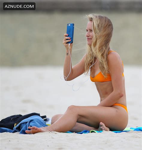 Sailor Brinkley Sunbathing In Her Bright Orange Bikini At Bondi Beach In Sydney Aznude