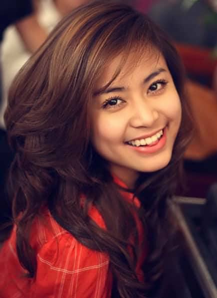 Nhìn lại dàn hot girl thế hệ F1 mà choáng Không phải hàng siêu giàu thì cũng sở hữu nhan sắc