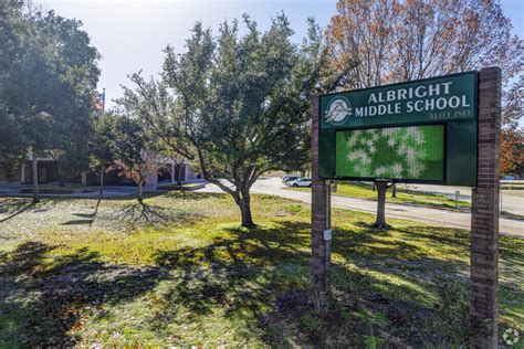 Albright Middle School, Houston TX Rankings & Reviews - Homes.com