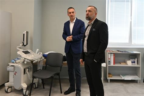 Димитър Николов посети Медицински център „Д-р Стайков“ | Община Бургас