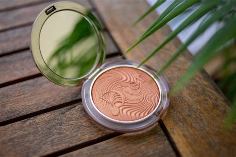 Diorskin Nude Luminizer Glow Vibes Coral Vibes Chiacchiere Beauty