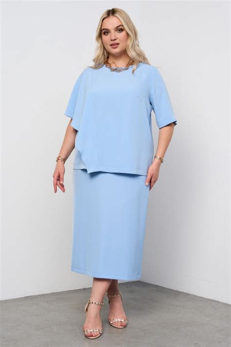 Стильная и модная женская одежда больших размеров - новинки в Москве