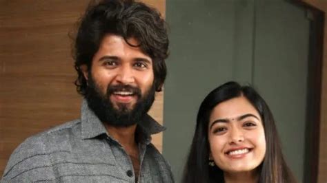 Rashmika mandanna react on vijay devarakonda nude photo ವಜಯ ಬತತಲ ಫಟ ಕಡ ರಶಮಕ
