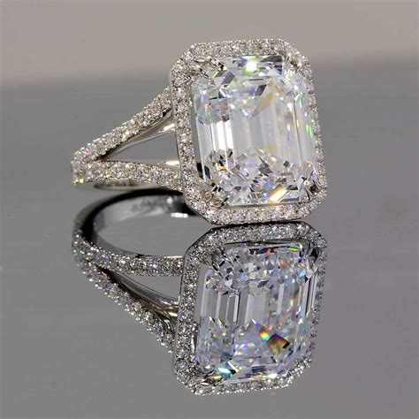 31 Beautiful Fake Diamond Wedding Rings That Look Real Best